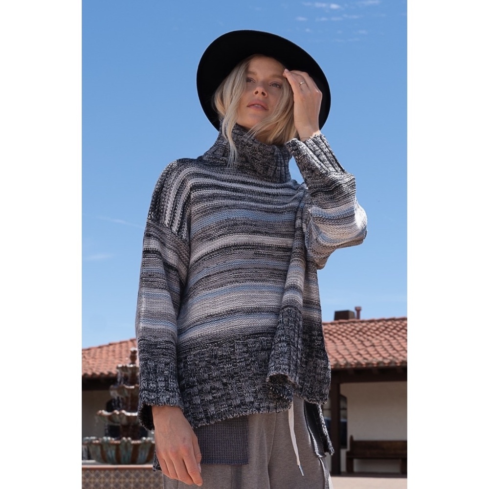 POL Heather Black Gray Blue Striped Relaxed Fit Turtleneck Sweater - Picture 8 of 8